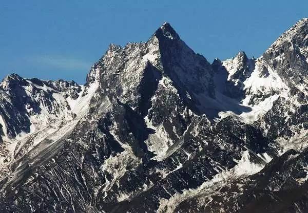 登山关于大雪塘和苗基岭的猜想