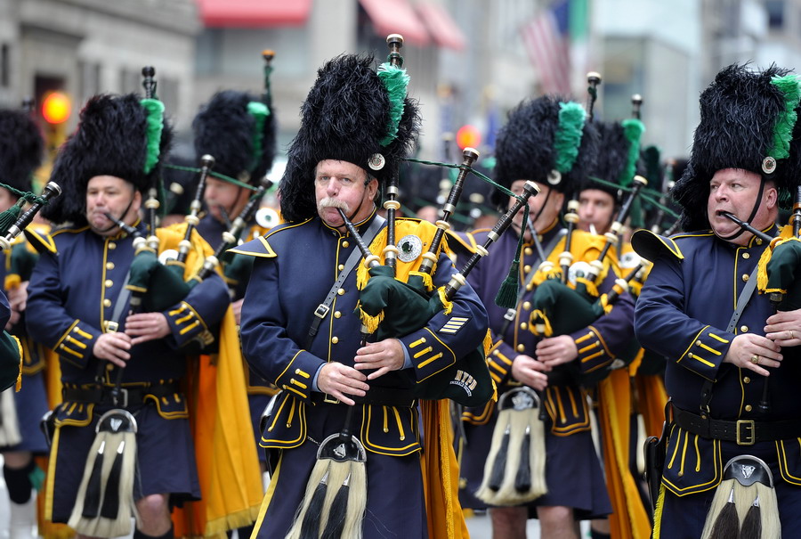 爱尔兰的奇葩狂欢节,全国人民一起戴绿帽子