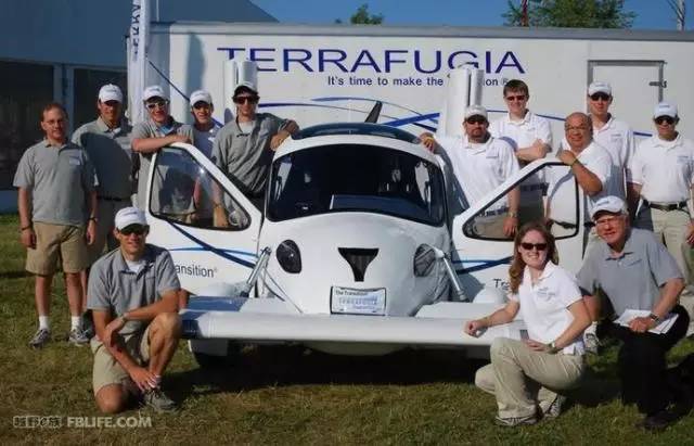 每日一车：Terrafugia“变形者”飞行汽车