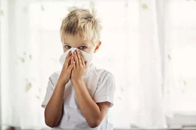 治疗小儿感冒咳嗽有绝招,不打针不吃药