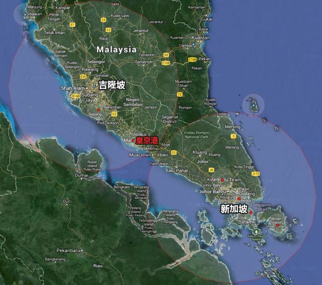 尤其是丹戎帕拉帕斯,其地理位置优势和新加坡相同,就在旁边,码头费用图片