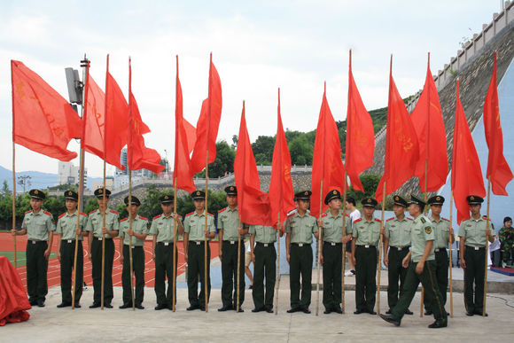 参加小硬汉训练营青岛小学生暑期夏令营的好处？