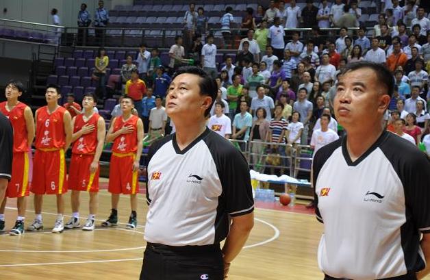裁判承认操纵比赛:大局出发,为了中国篮球的发展
