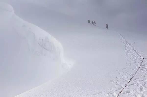 勇者的游戏--哈巴雪山登顶