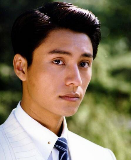 而如今的陈坤,俨然已经成为中国内地实力派男演员之一:2007年主演电影