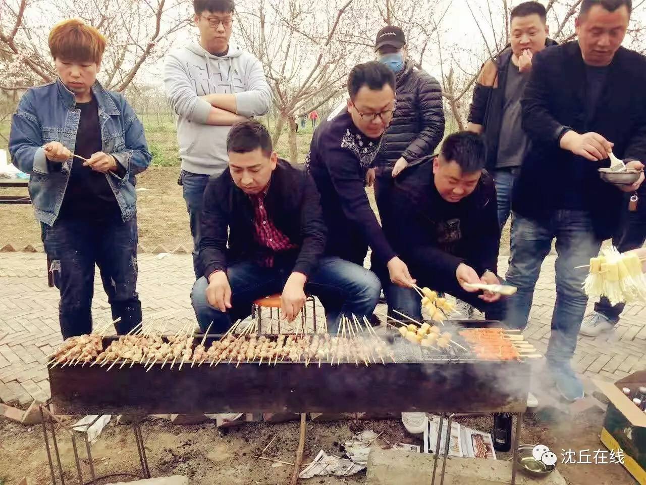 沈丘冯营多少人口_12月5日,沈丘县东城办事处主任马洪军和当地派出所工作人员(3)