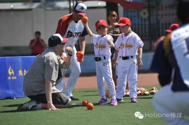【福利】热众美式少儿棒球培训营免费公开课