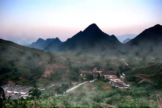 九峰山山花烂漫摄影 登南岭森林公园 浸无限次温泉