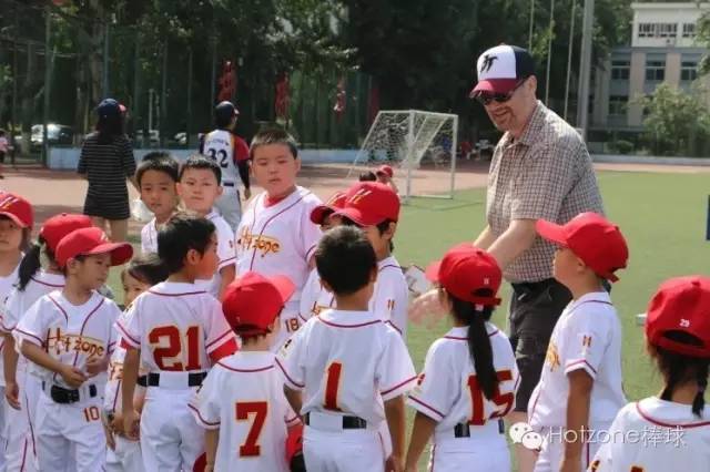 【福利】热众美式少儿棒球培训营免费公开课
