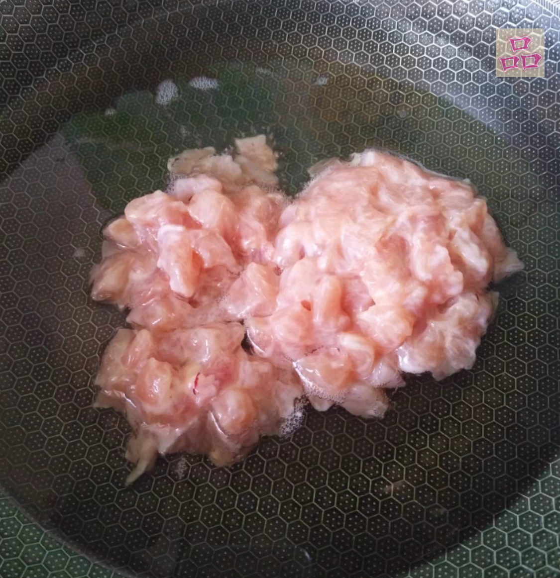 宫保鸡丁最好吃的烹饪法，省油美味加营养