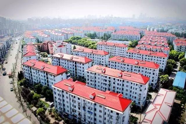 来源:  浦东发布 地处浦东北部的沪东新村,是上世纪50年代继曹杨新村