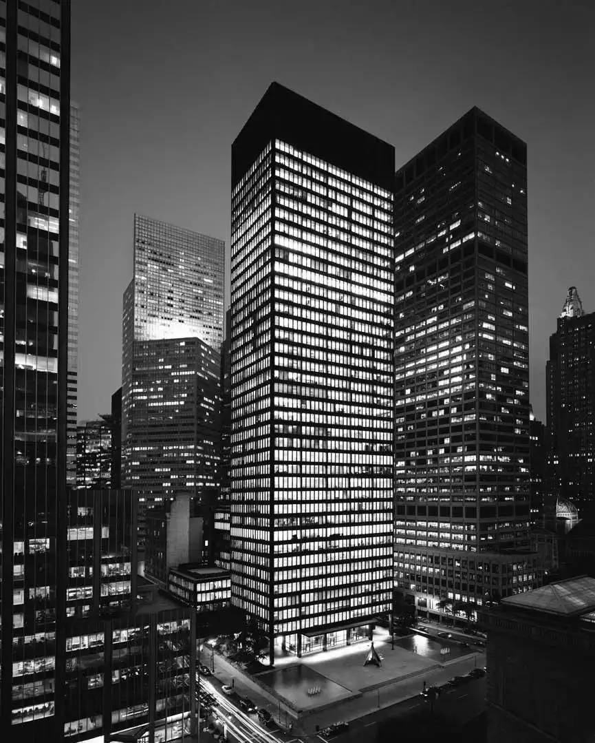 密斯·凡德罗作品   纽约西格拉姆大厦(seagram building new york