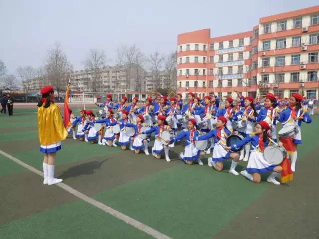 济南白马山小学鼓号操展示