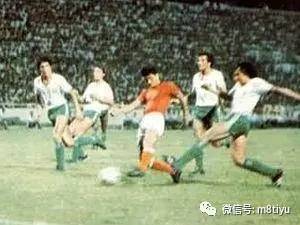 盘点中国足球史上10大球星,第一名是传奇!