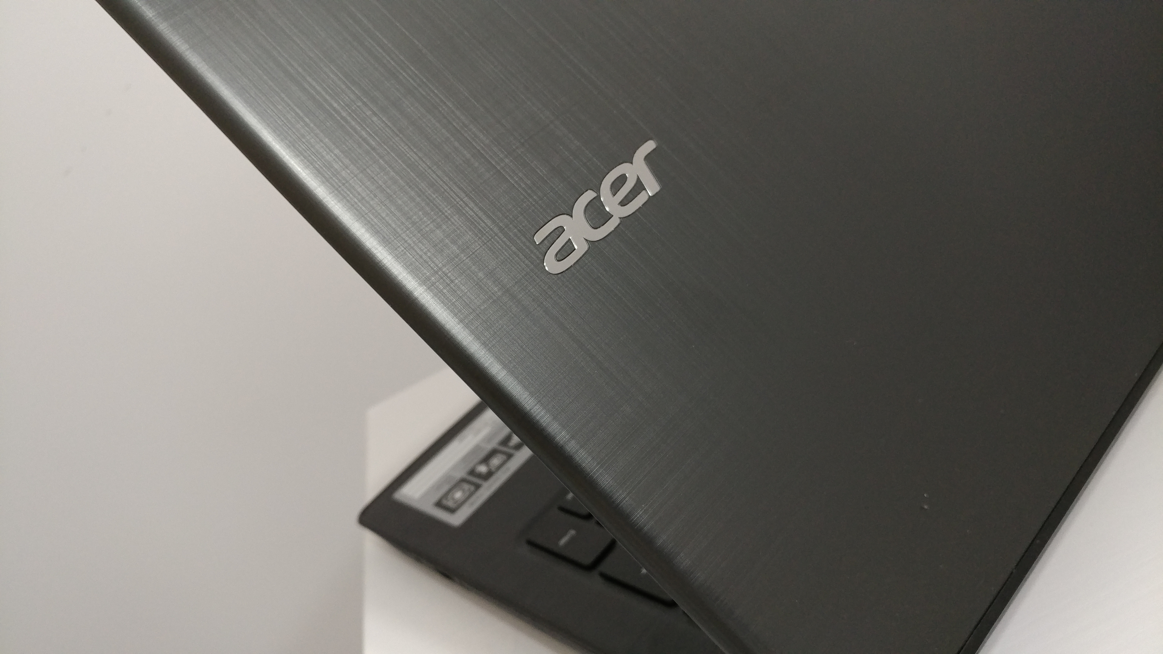 ܵ acer Aspire E15Ӱ