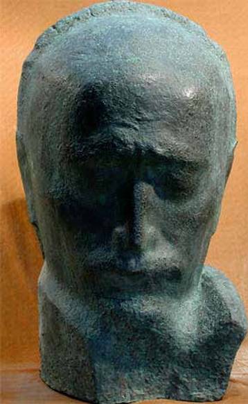 钱绍武创作的曹雪芹人物肖像铸铜雕塑