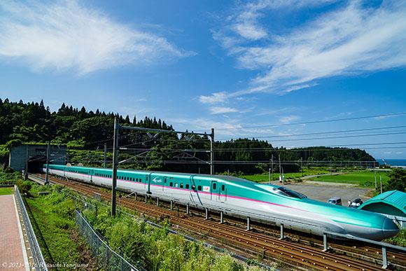 日本《读卖新闻》报道,26日,连接本州和北海道北斗区间的北海道新干线