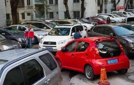 深圳:解决停车难,老旧小区立体停车场试点准备