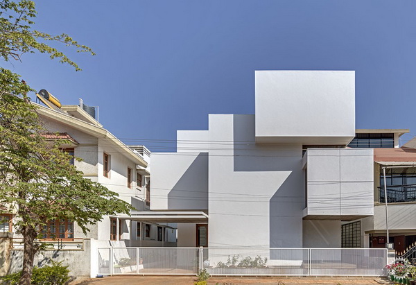 这个建筑师设计的光影住宅堪比安藤忠雄
