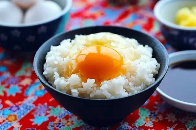 日本人钟爱的生鸡蛋,是黑暗料理还是人间美味