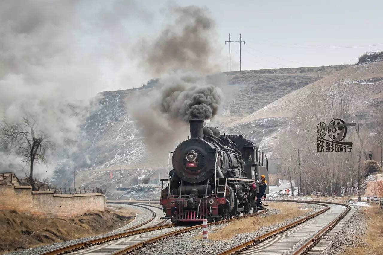 【科普】中国铁道部前进型蒸汽机车的技术原型之一——苏联铁道部LV型蒸汽机车 - 知乎