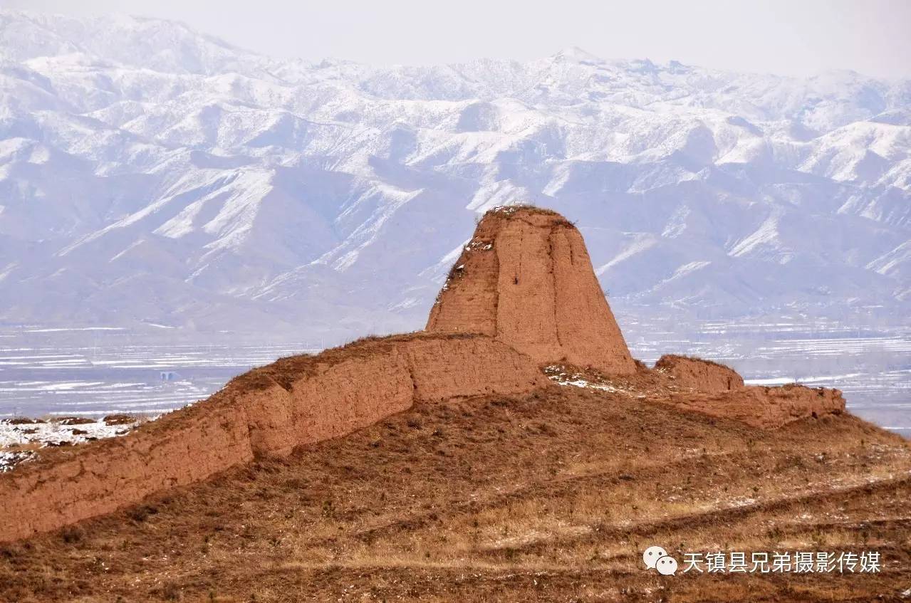 天镇县长城雪景