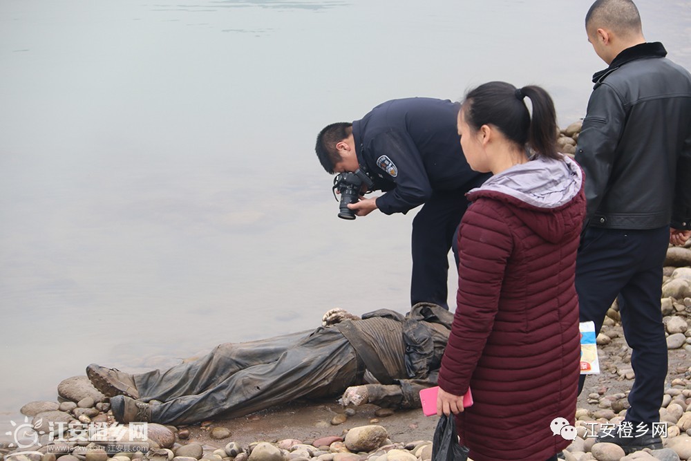 儿女痛哭失声!江安老人走失7天后在河边找到,尸体已经被水泡胀