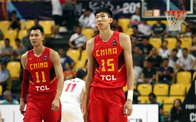 新疆男篮队员周琦是一个有天赋的球员吗?他为什么进步