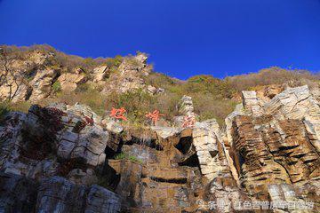 自驾车路线:沿京港澳高速阎村出口下,走京周路至周口店黄山店村