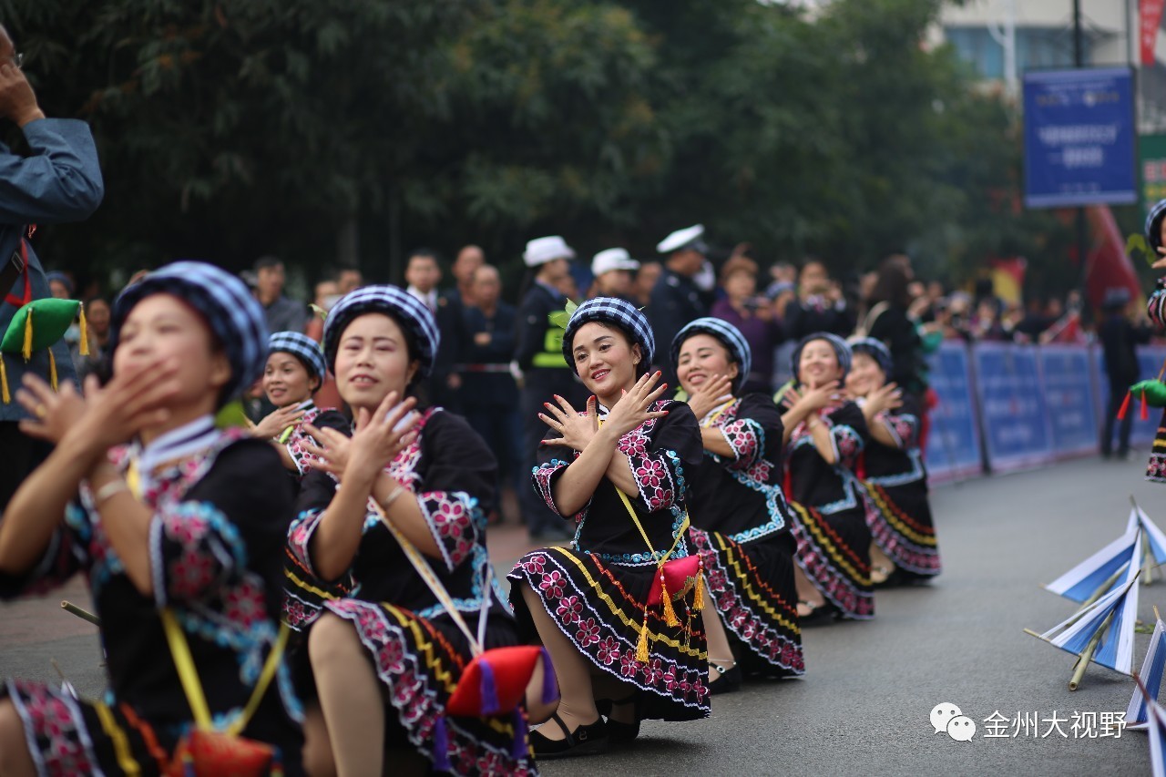 活动之中国·望谟"三月三"布依族文化节那真的是热闹得差点就上天了