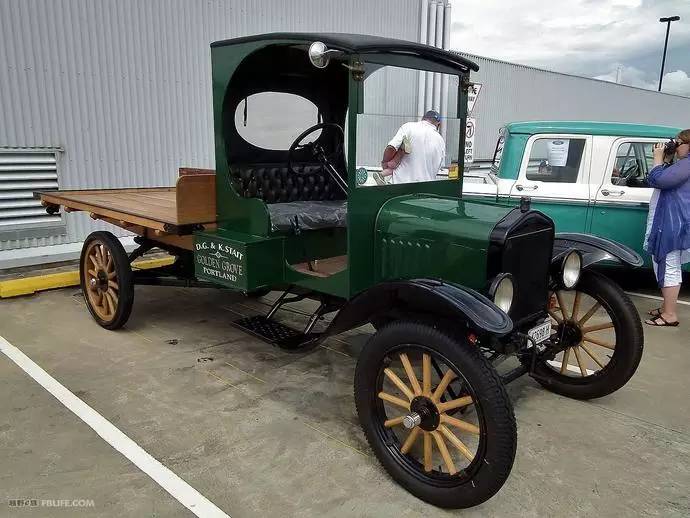 全球第一条流水生产车型,福特t型车ford model t