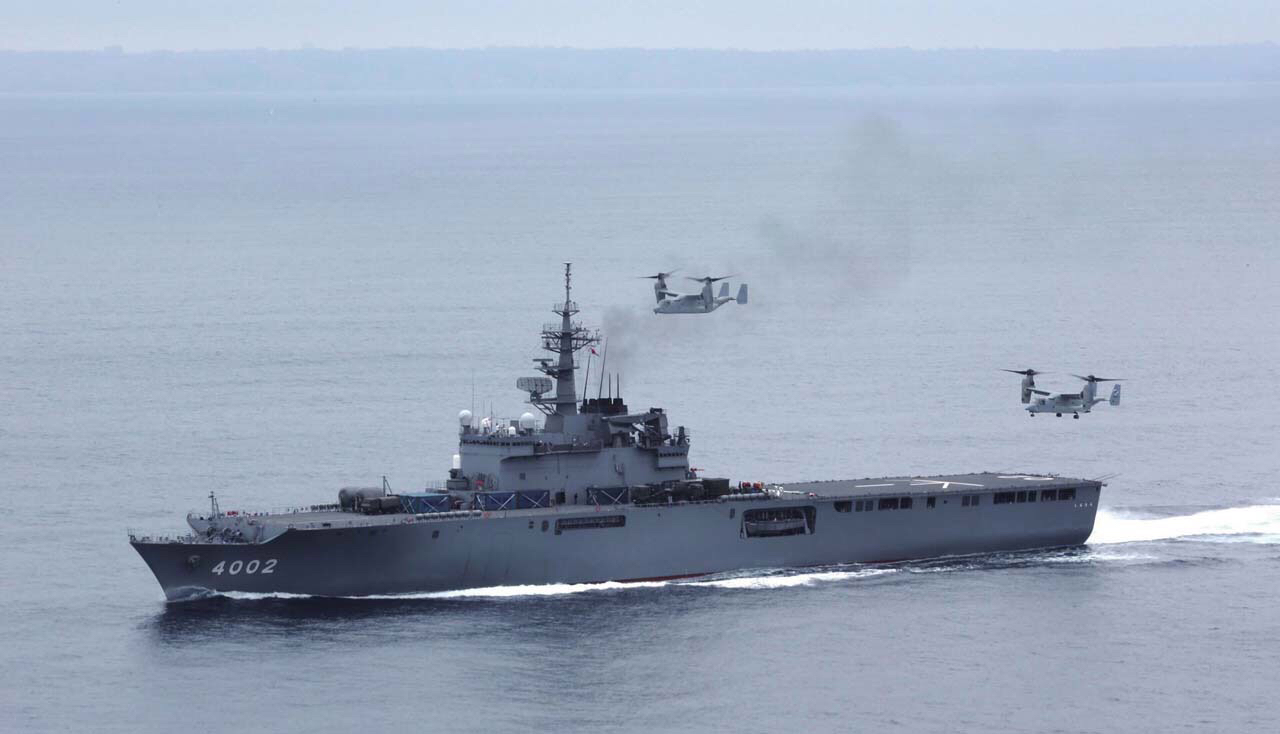日本对直升机航母的牛刀初试——大隅级两栖登陆舰