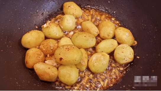 家常菜香辣小土豆的做法,调解消化不良有特效