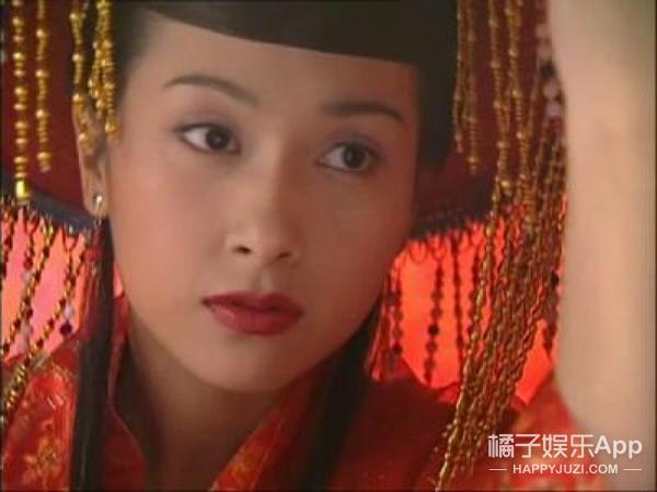 2002年杨恭如在《大醉侠》中,饰演身世复杂却有着侠义之心的白羽   