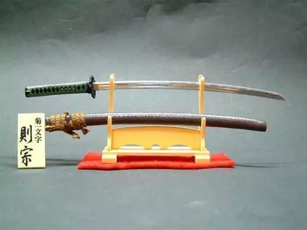 看日本历史上有名的武士刀