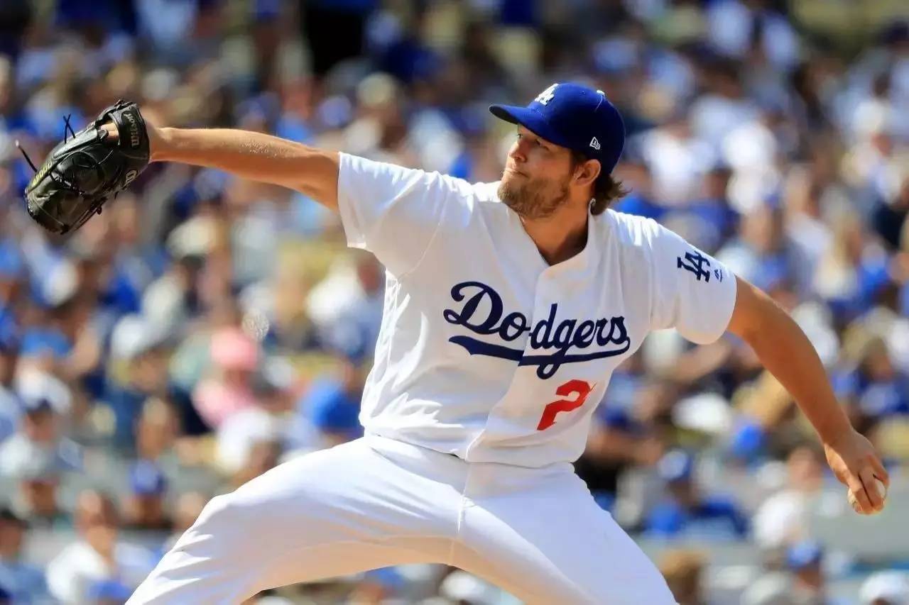 道奇王牌克萧(clayton kershaw)连续7年担任开幕战先发,今天对教士先