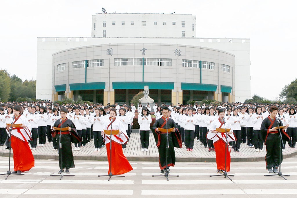 人口文化进校园_海子沿乡努力提高人口文化进校园活动进校活动(2)