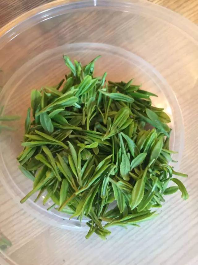 龙井茶水太深?教你三招,小白秒变茶艺大师!