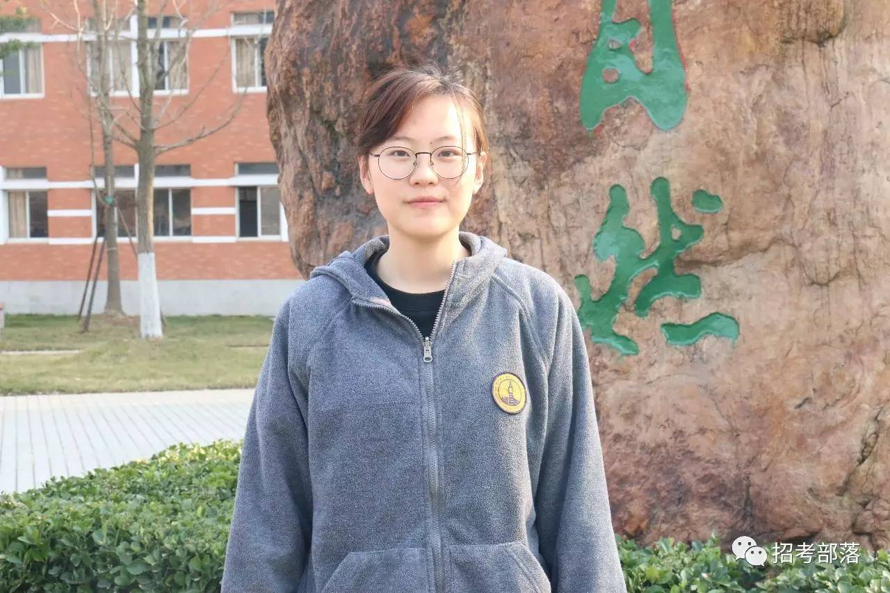 鲤鱼姐姐最近采访的 学霸女生 叶清源