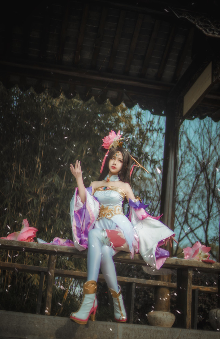 az想欣赏妾身的舞姿吗王者荣耀貂蝉cosplay