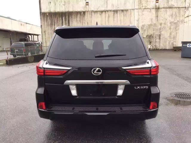 17款雷克萨斯LX570特价凌志越驾低价送惊喜有礼