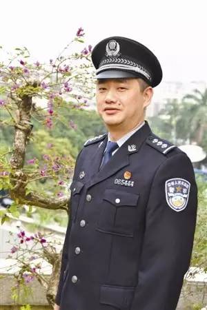 从警以来,张波荣立个人三等功2次,多次获市公安局嘉奖,优秀公务员.