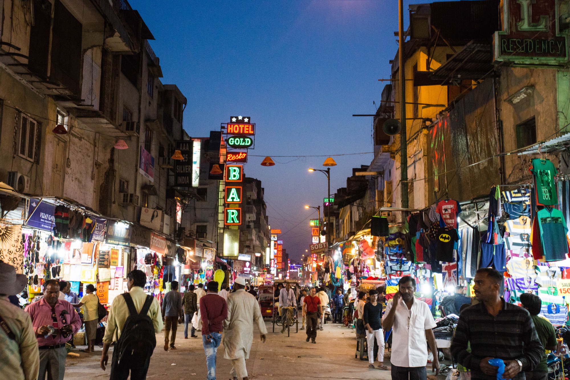 印度旅游 旧德里跳骚市场 背包客的天堂
