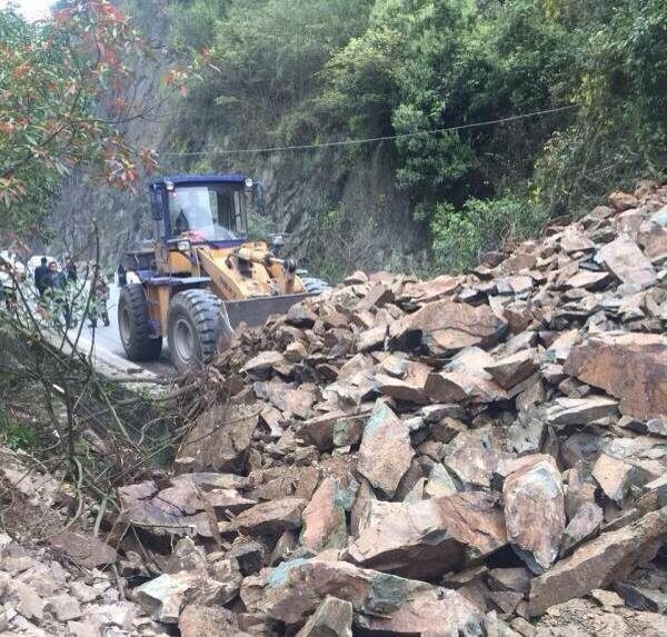 市县动态|古丈公路部门快速抢通塌方公路