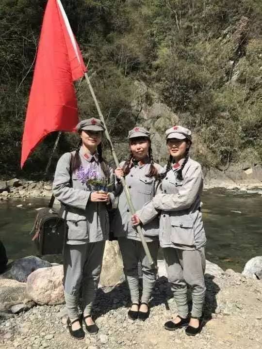 电影《哭嫁》顺利封镜,苏区群众踊跃参演,有你的身影