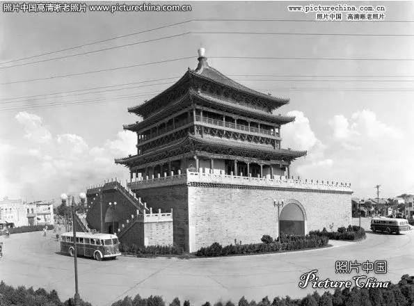 ▽50年代▽民国时期的钟楼,1916年钟楼,贵为皇城重地,建于明太祖洪武