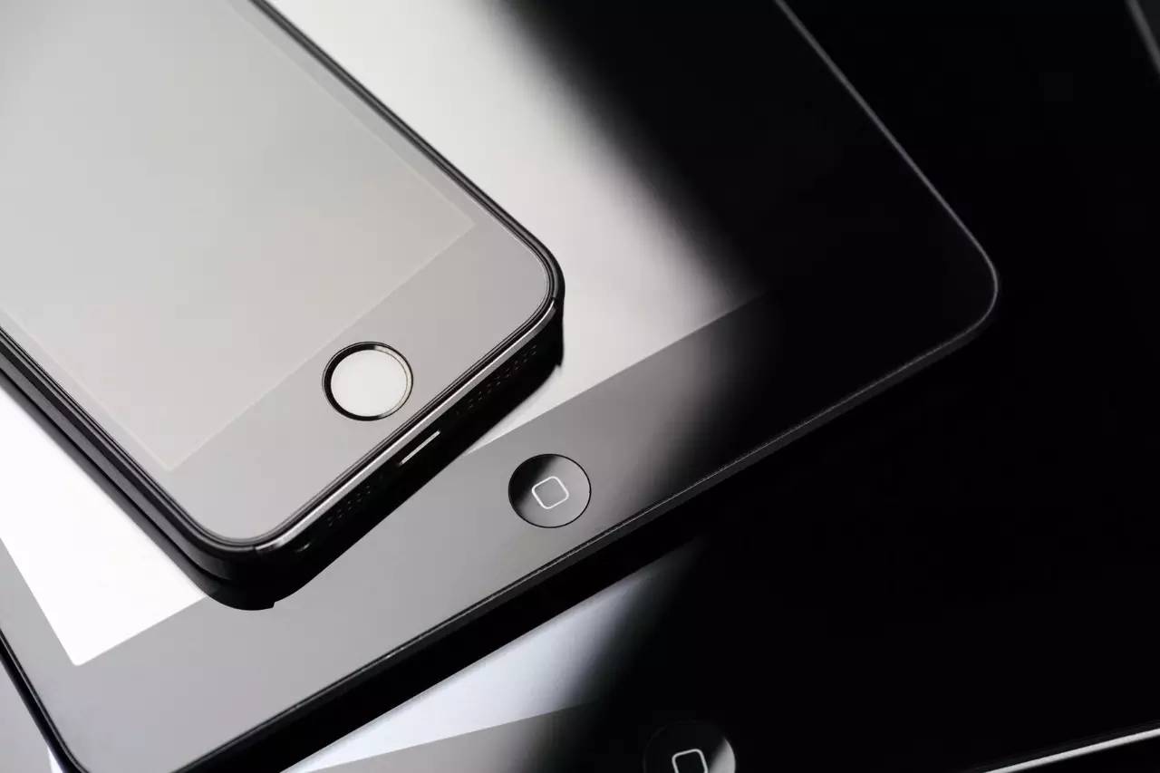 HB Daily | Supreme x Air More Uptempo 高清曝光，Apple 最新专利申请揭示创新材质-搜狐