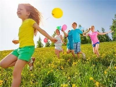 幼儿园春游亲子活动方案参考(附亲子游戏、家
