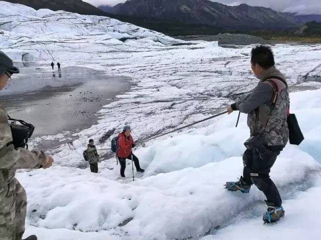 冰川真的有"食人洞"吗?摄影家黎彬瑗在绝美阿拉斯加为你实录