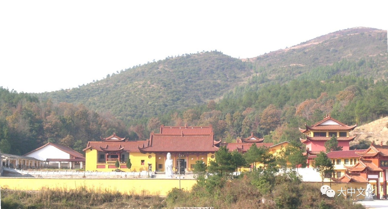 清同治十一年《广丰县志》记载"博山,古名通元峰,在县西北二十余里